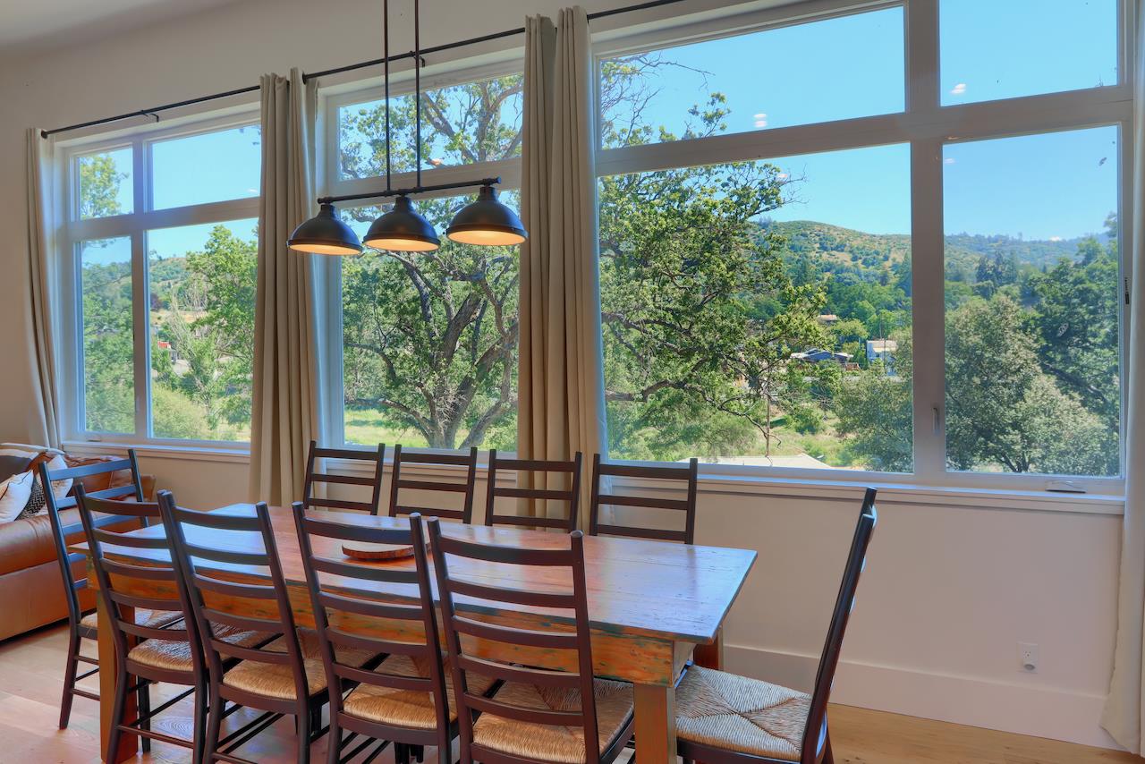 5067 Stroming Rd, Mariposa, CA 95338