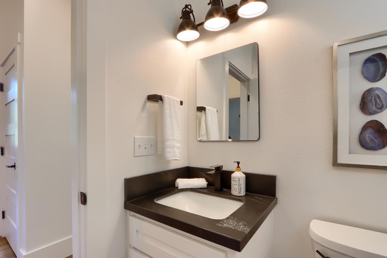 5067 Stroming Rd, Mariposa, CA 95338