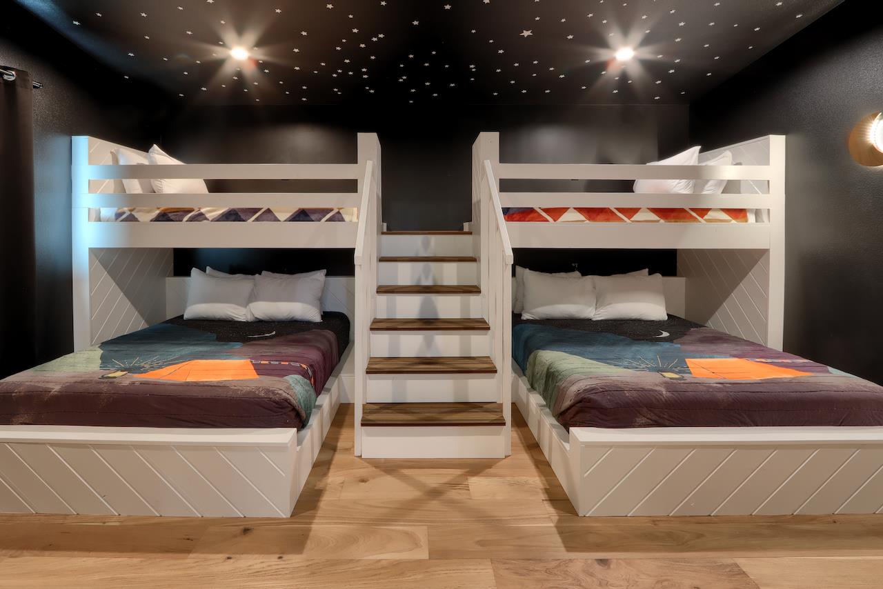 5067 Stroming Rd, Mariposa, CA 95338