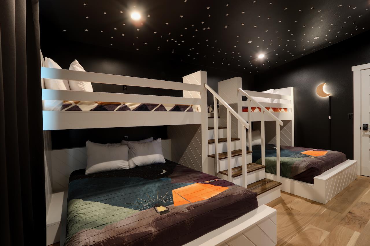 5067 Stroming Rd, Mariposa, CA 95338