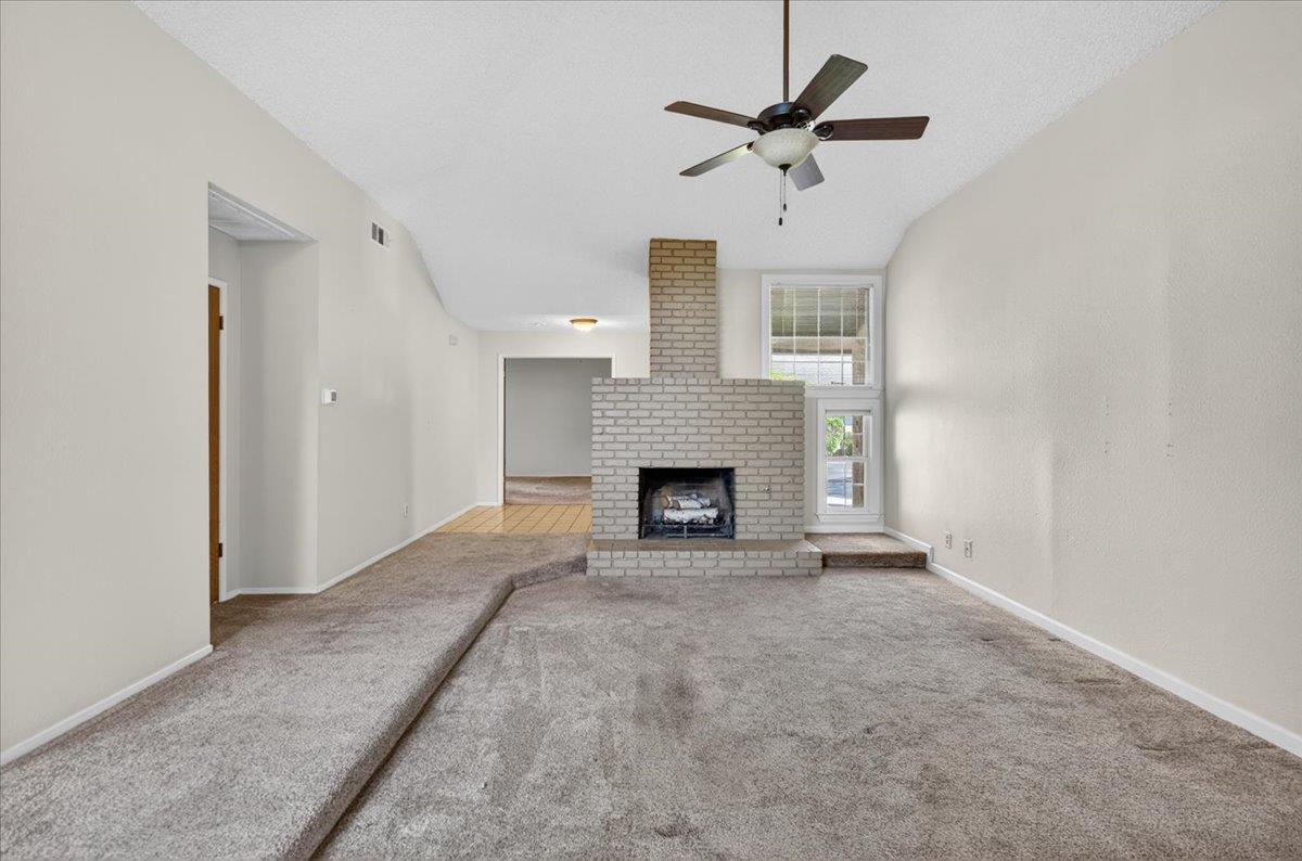 315 E Nees Ave #155, Fresno, CA 93720