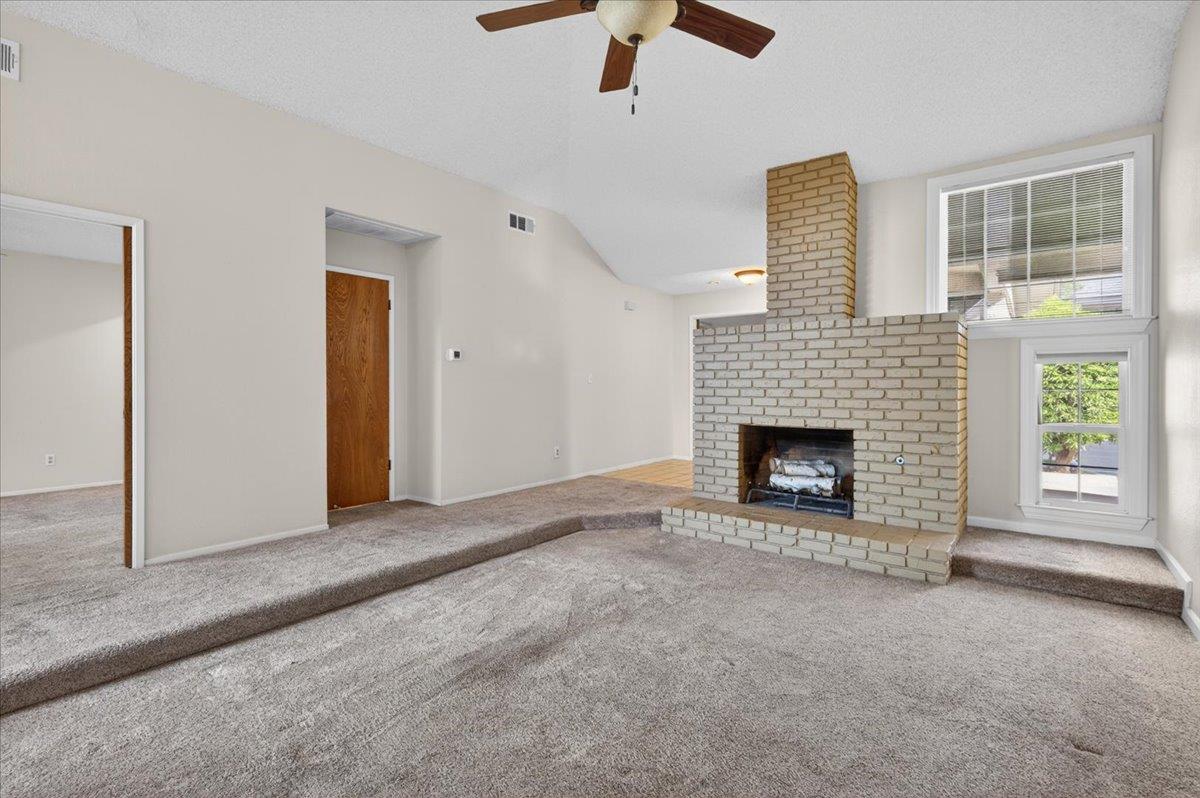 315 E Nees Ave #155, Fresno, CA 93720