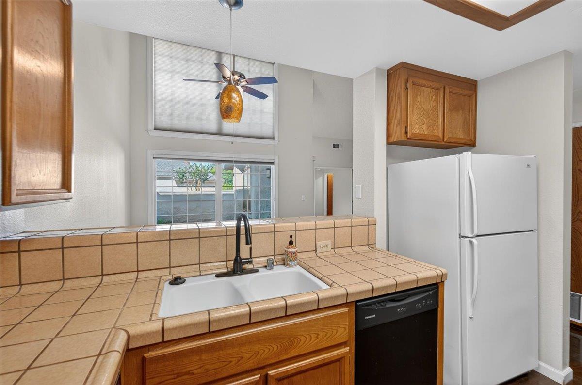 315 E Nees Ave #155, Fresno, CA 93720