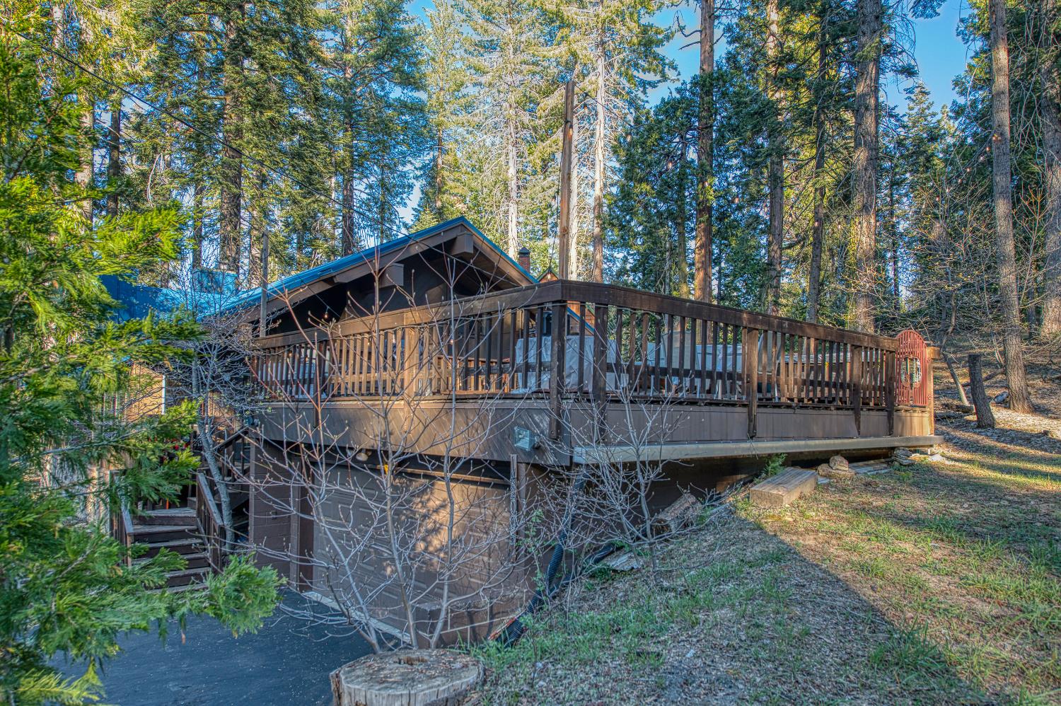 42005 Hanging Branch Rd, Shaver Lake, CA 93664