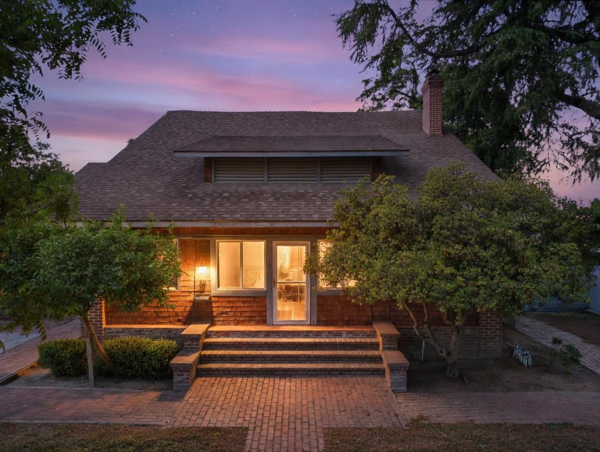 751 S 3rd St, Kerman, CA 93630