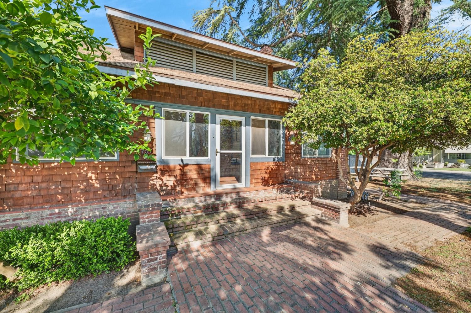 751 S 3rd St, Kerman, CA 93630