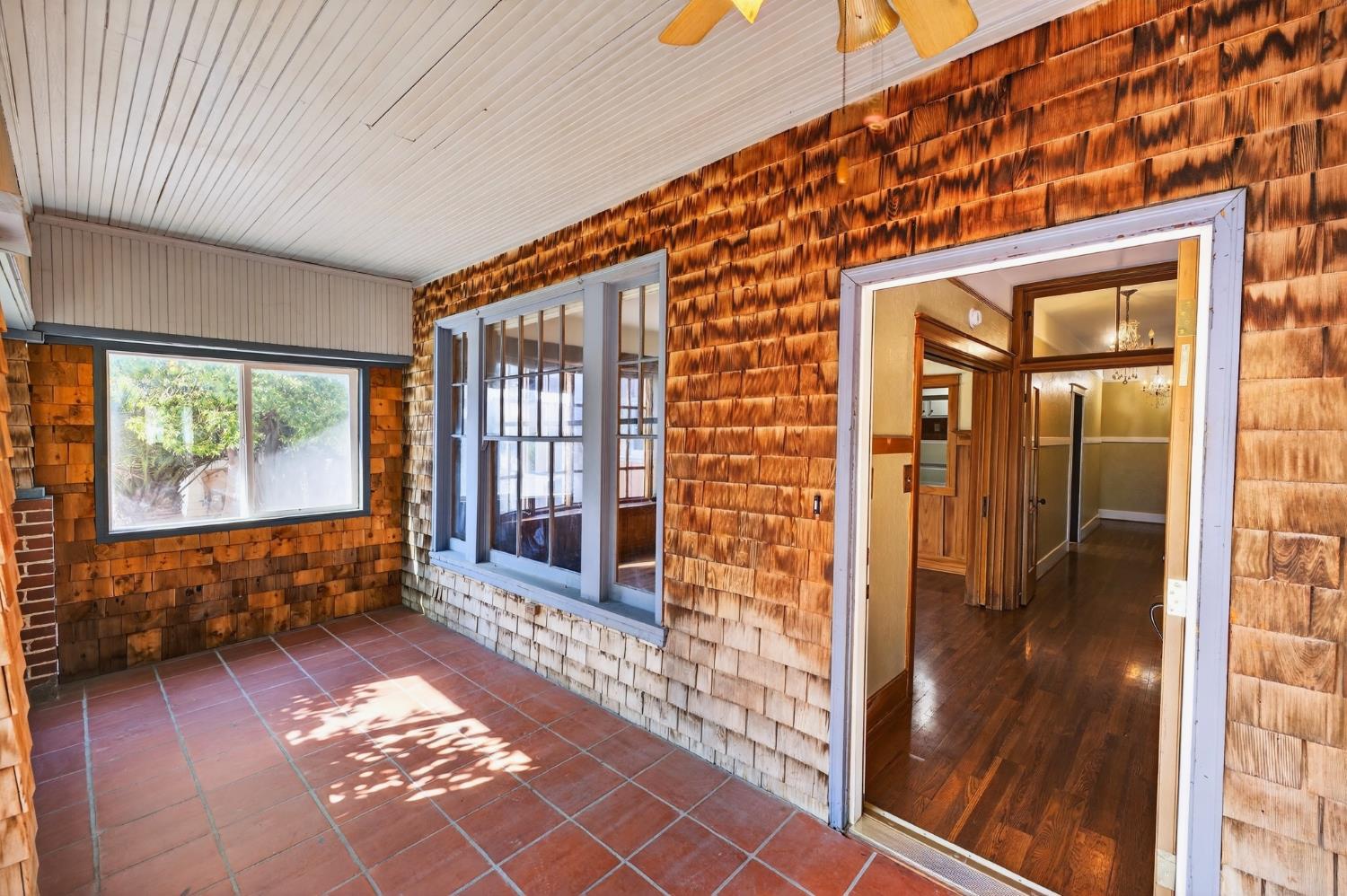 751 S 3rd St, Kerman, CA 93630