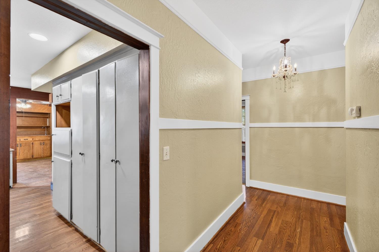 751 S 3rd St, Kerman, CA 93630