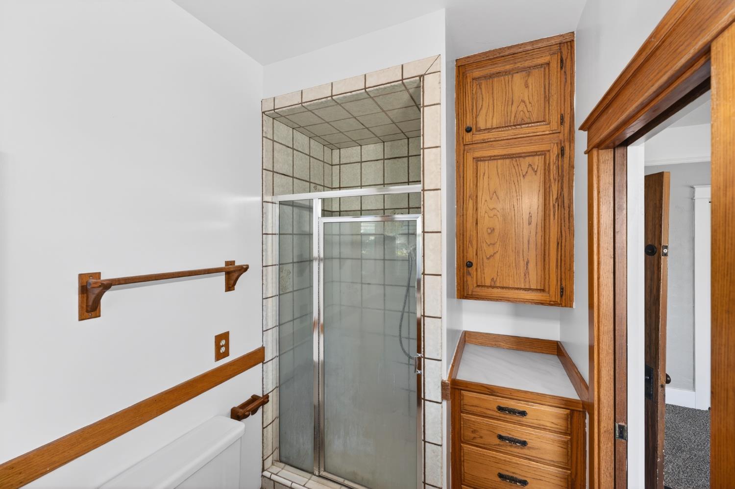 751 S 3rd St, Kerman, CA 93630