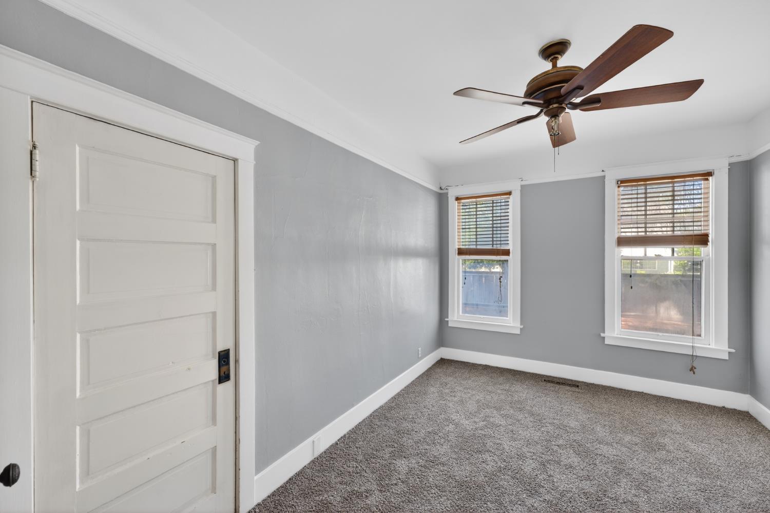 751 S 3rd St, Kerman, CA 93630