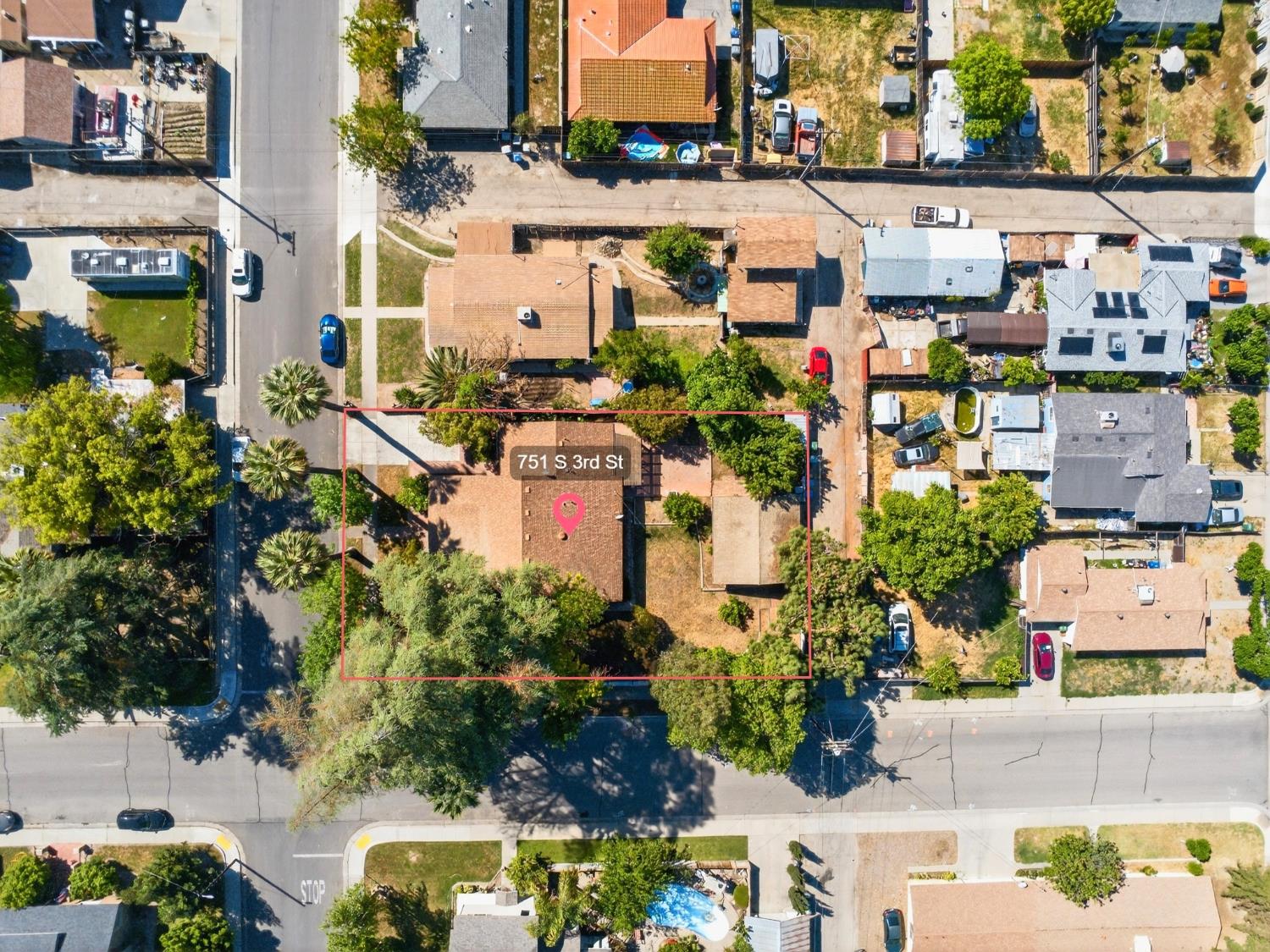 751 S 3rd St, Kerman, CA 93630