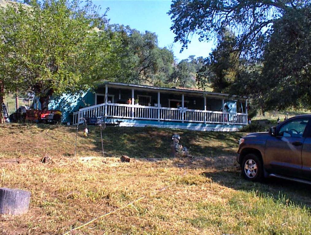 38152 Ruth Hill Rd, Yokuts Valley, CA 93675