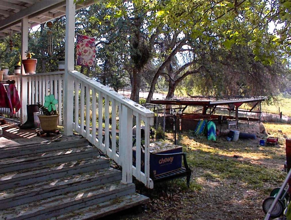 38152 Ruth Hill Rd, Yokuts Valley, CA 93675