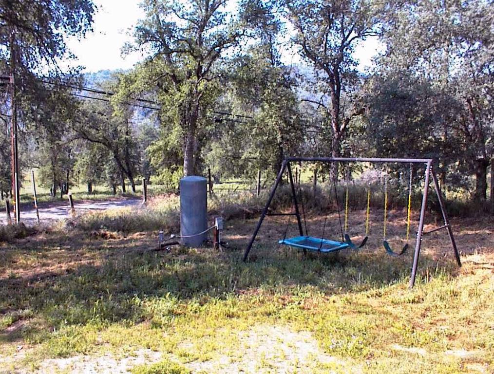 38152 Ruth Hill Rd, Yokuts Valley, CA 93675