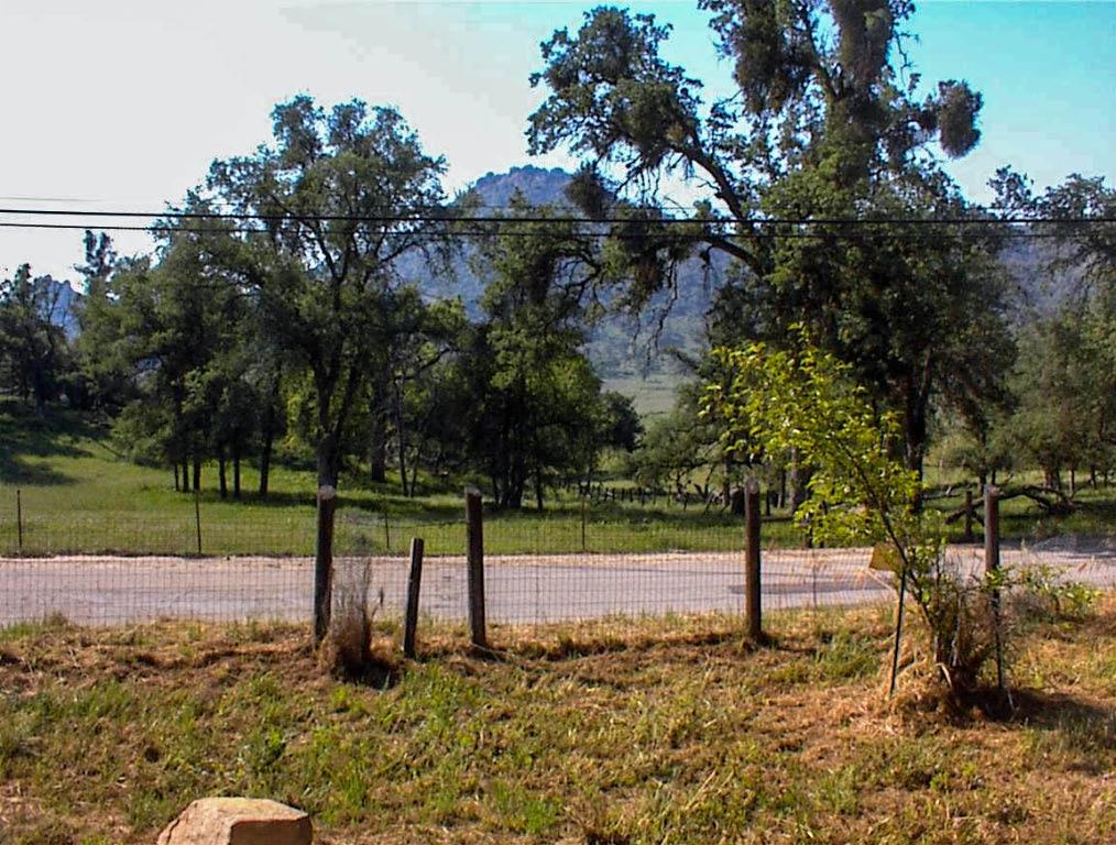 38152 Ruth Hill Rd, Yokuts Valley, CA 93675