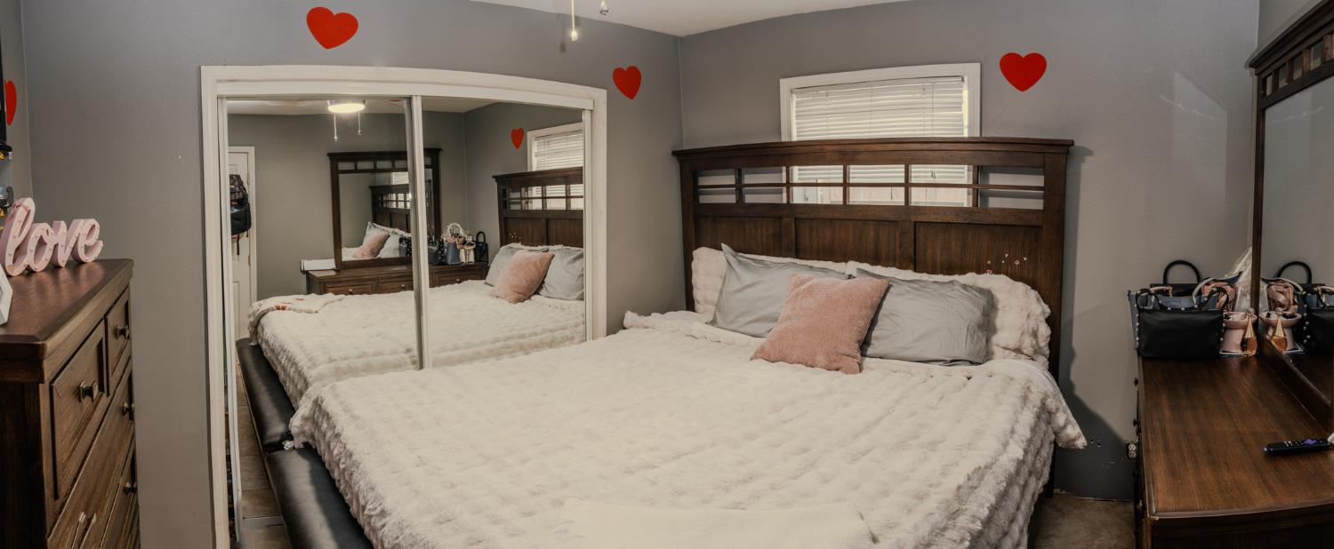 325 E Cortland Ave N, Fresno, CA 93704