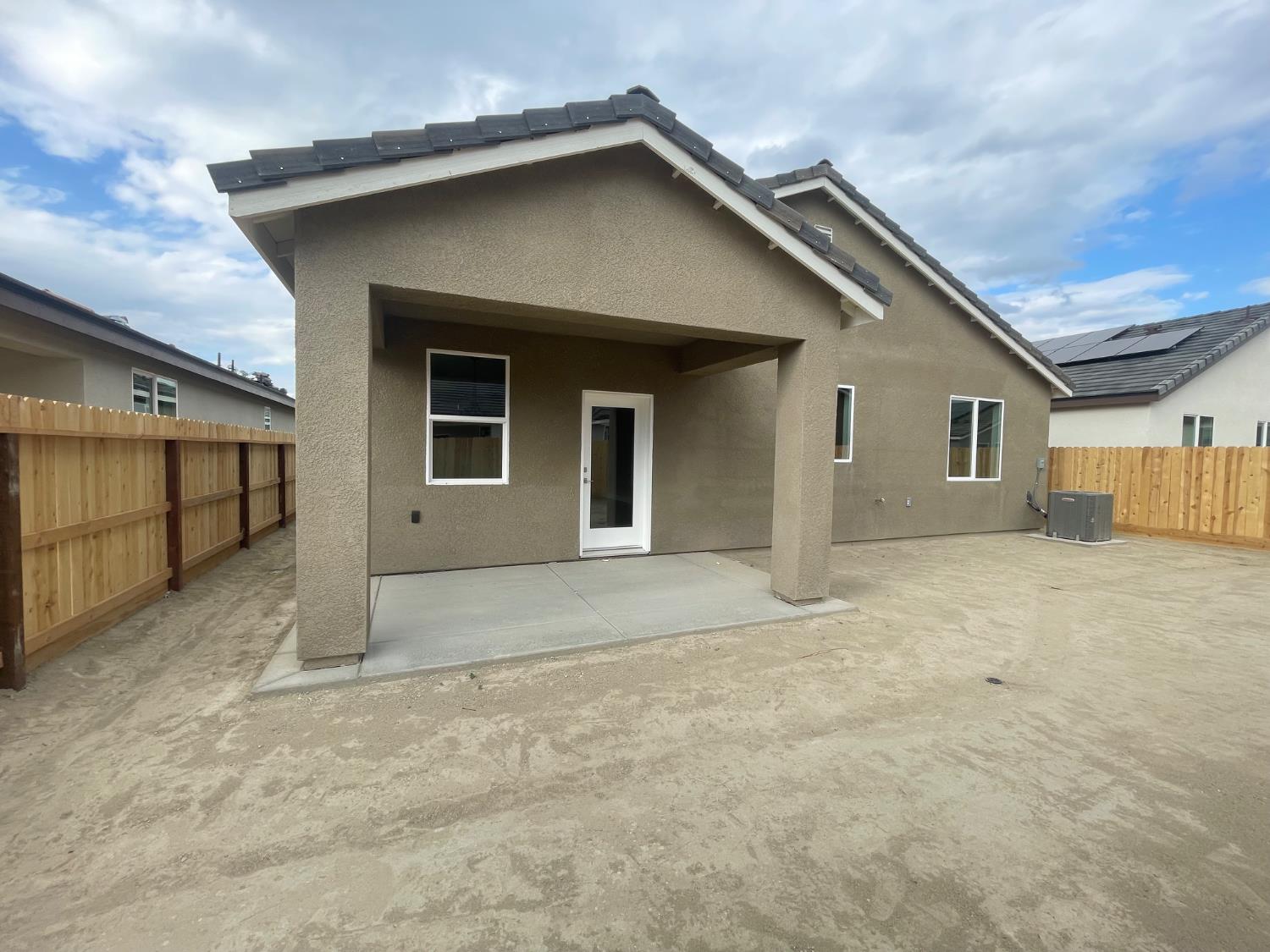 16181 West David Ave, Kerman, CA 93630