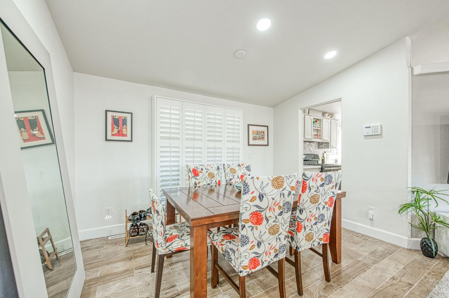 2706 W Ashlan Ave #331, Fresno, CA 93705