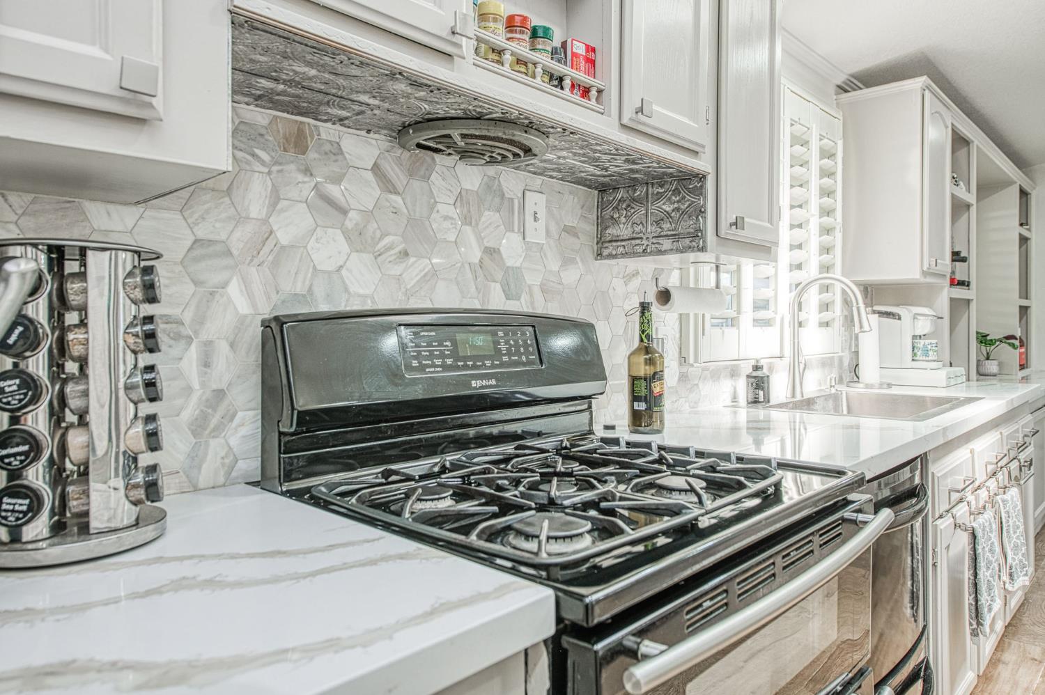 2706 W Ashlan Ave #331, Fresno, CA 93705