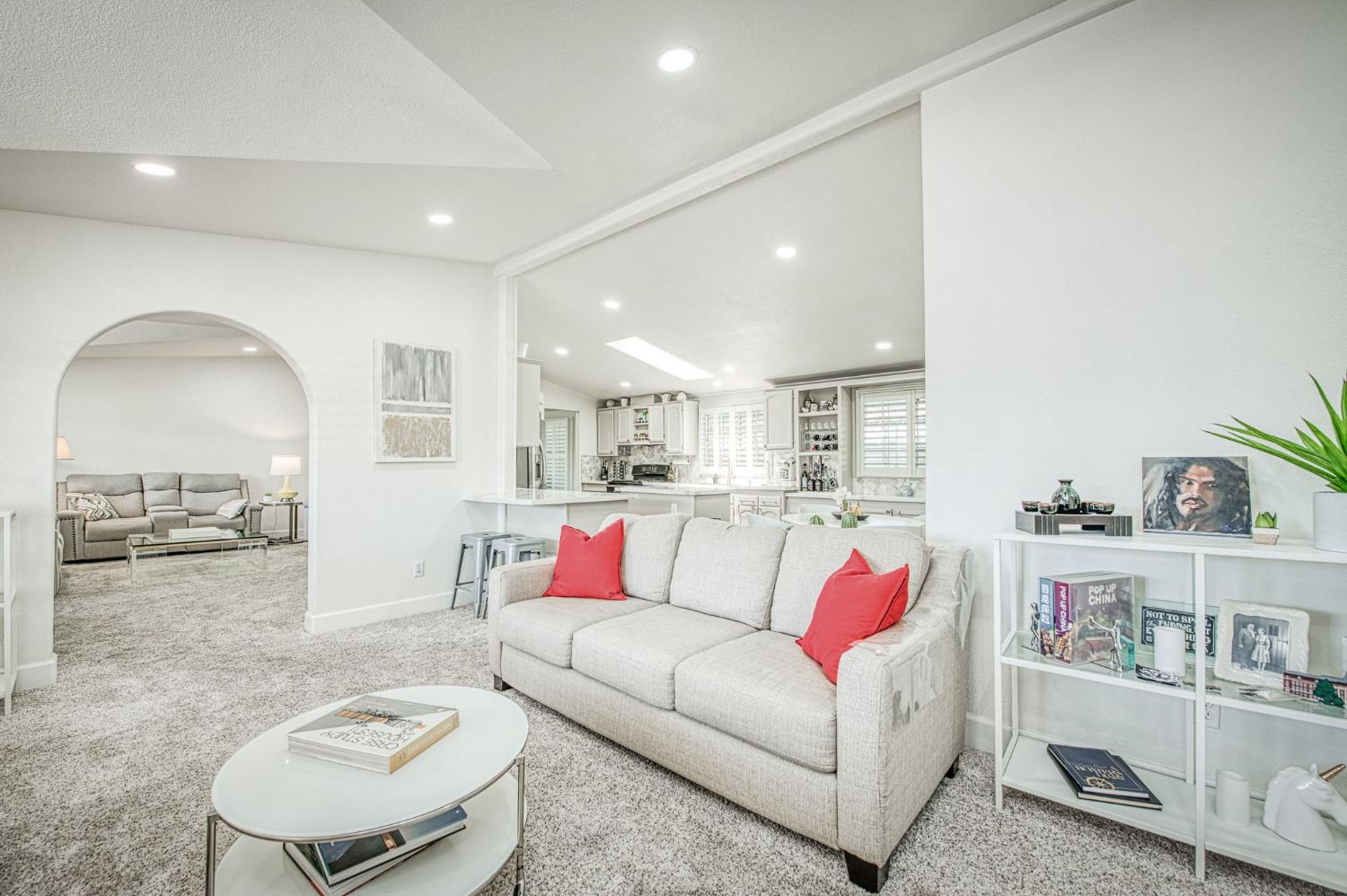 2706 W Ashlan Ave #331, Fresno, CA 93705