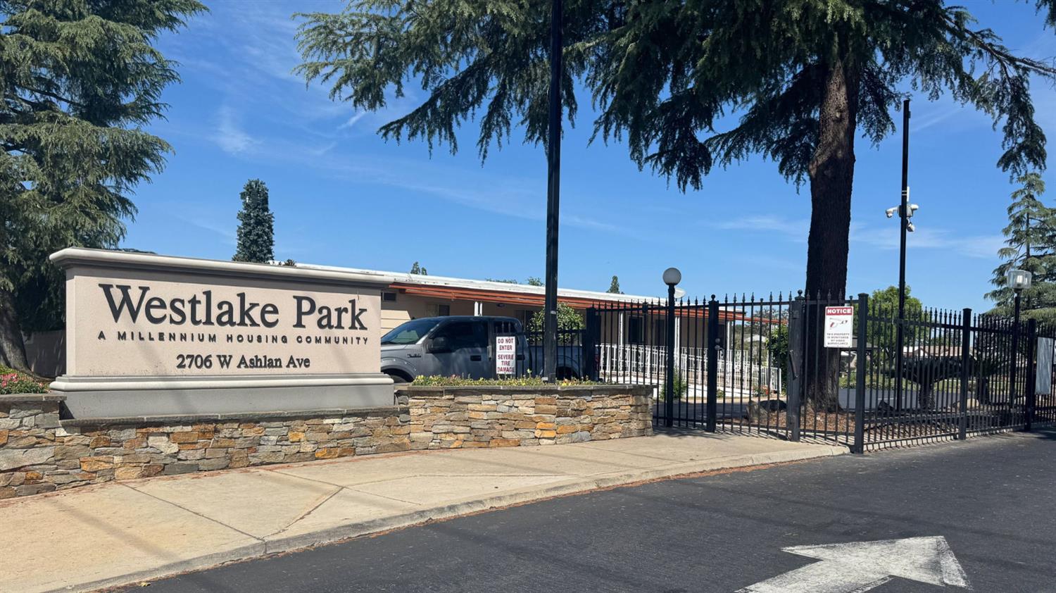 2706 W Ashlan Ave #331, Fresno, CA 93705