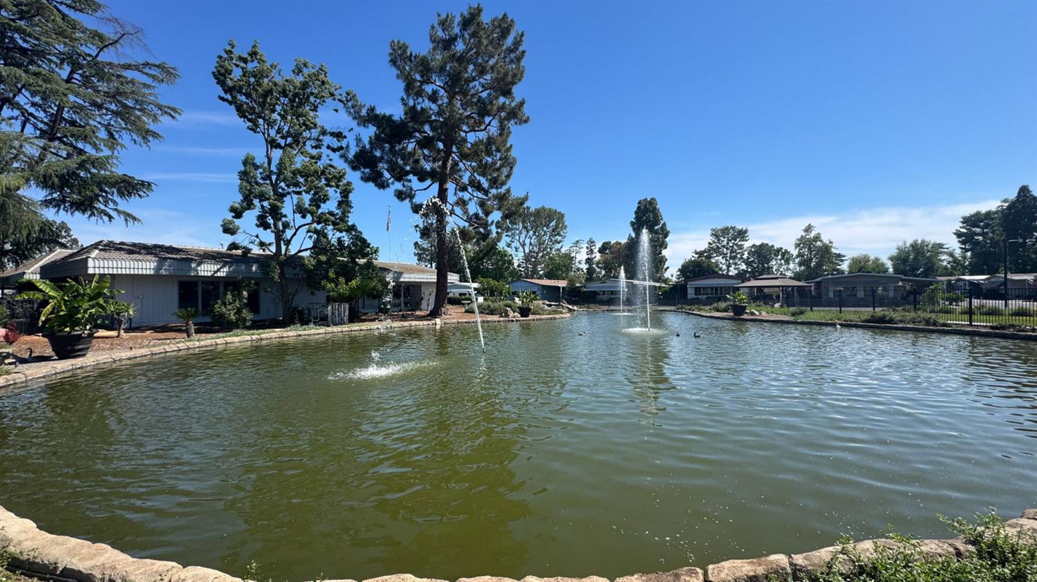 2706 W Ashlan Ave #331, Fresno, CA 93705