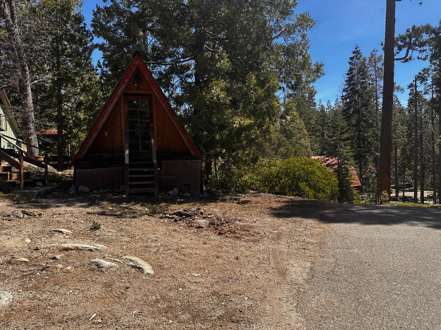 42027 Foxtail Ave, Shaver Lake, CA 93664