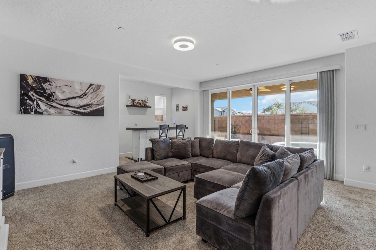 398 Atlantica Dr S, Madera, CA 93636