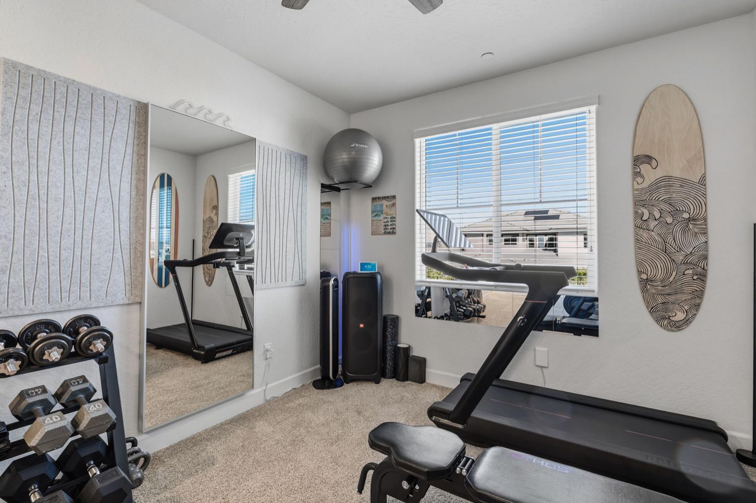 398 Atlantica Dr S, Madera, CA 93636