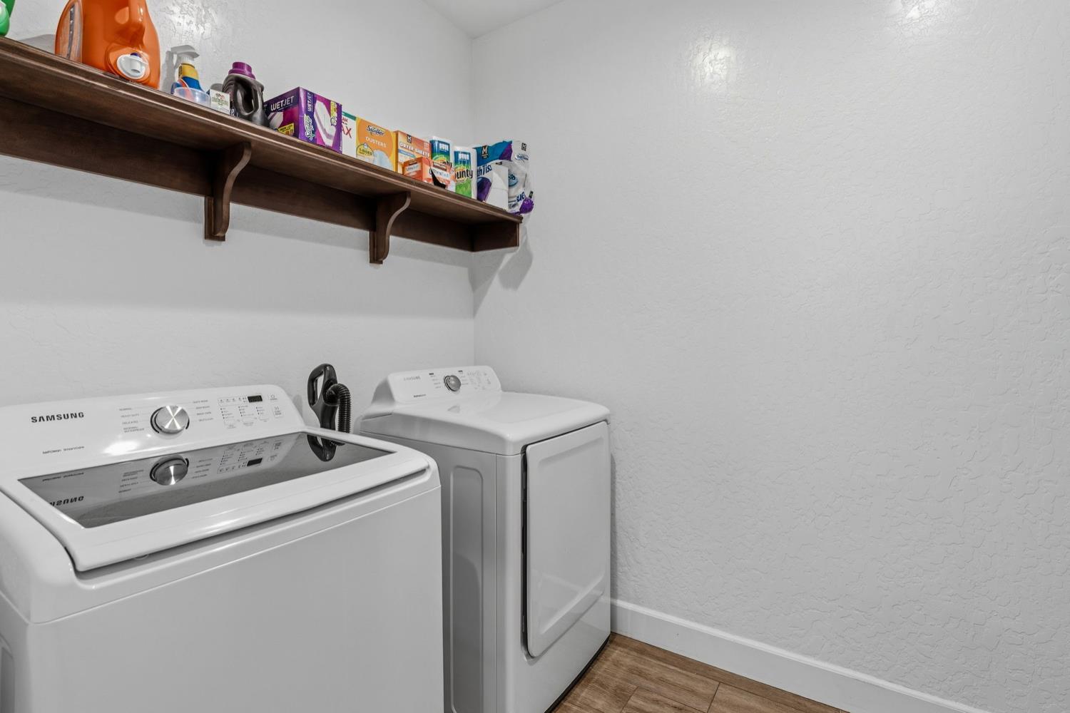 398 Atlantica Dr S, Madera, CA 93636