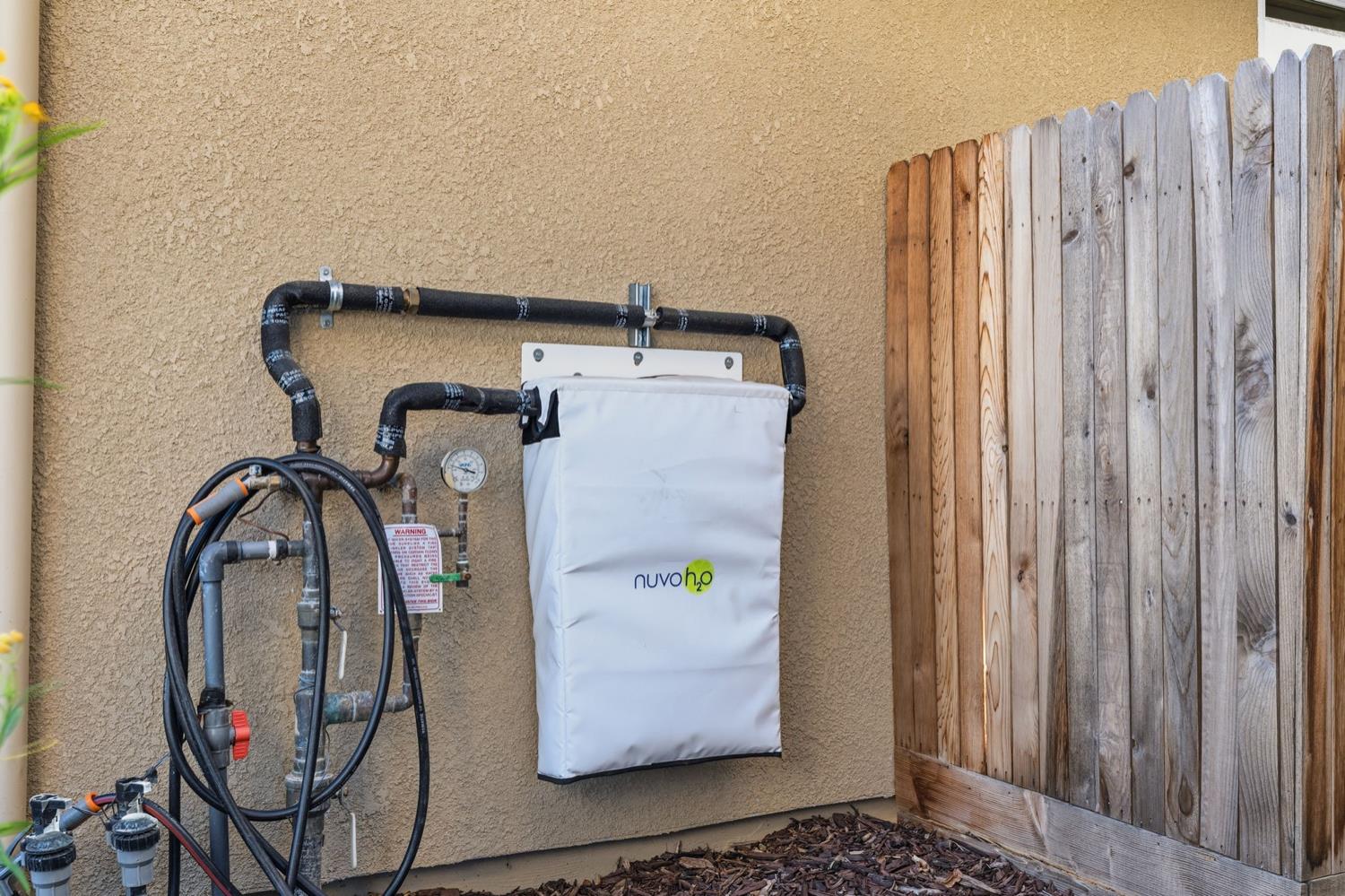 398 Atlantica Dr S, Madera, CA 93636