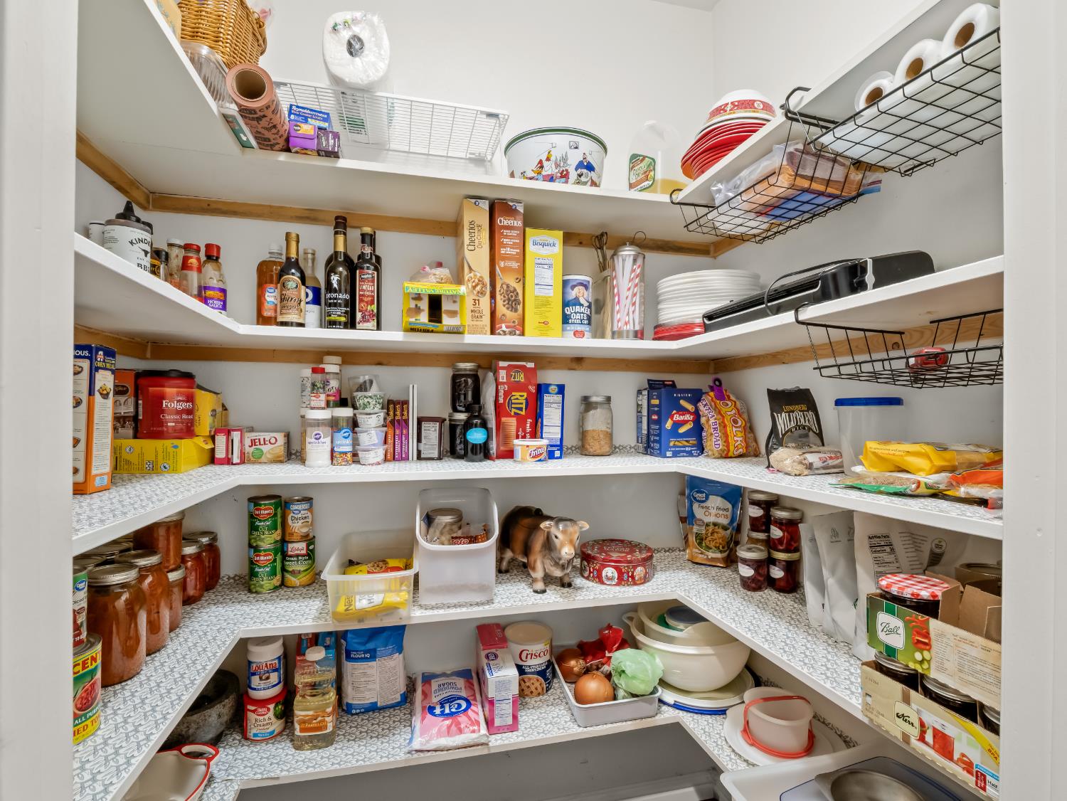 1565 S Highland Ave, Sanger, CA 93657