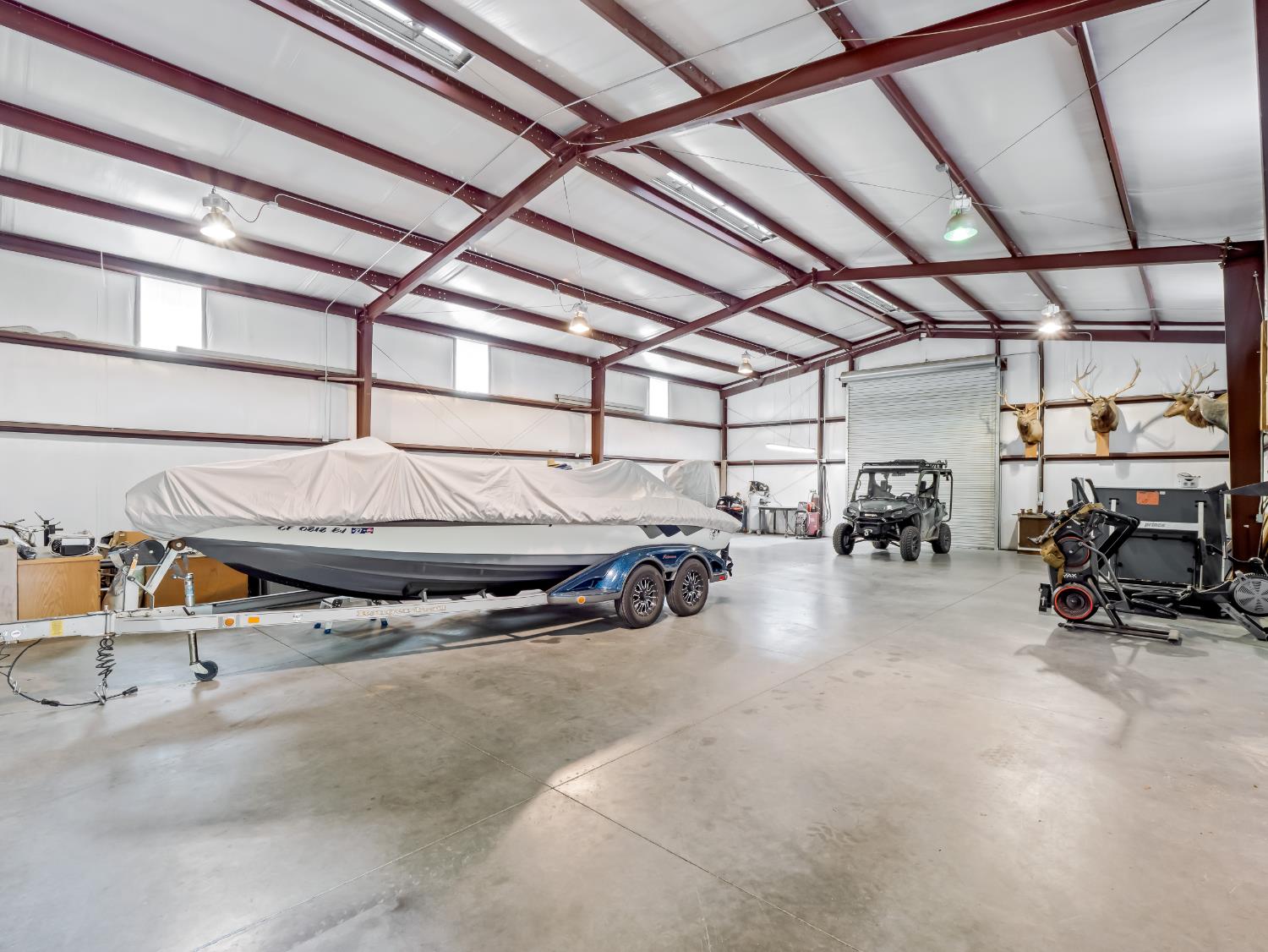 1565 S Highland Ave, Sanger, CA 93657