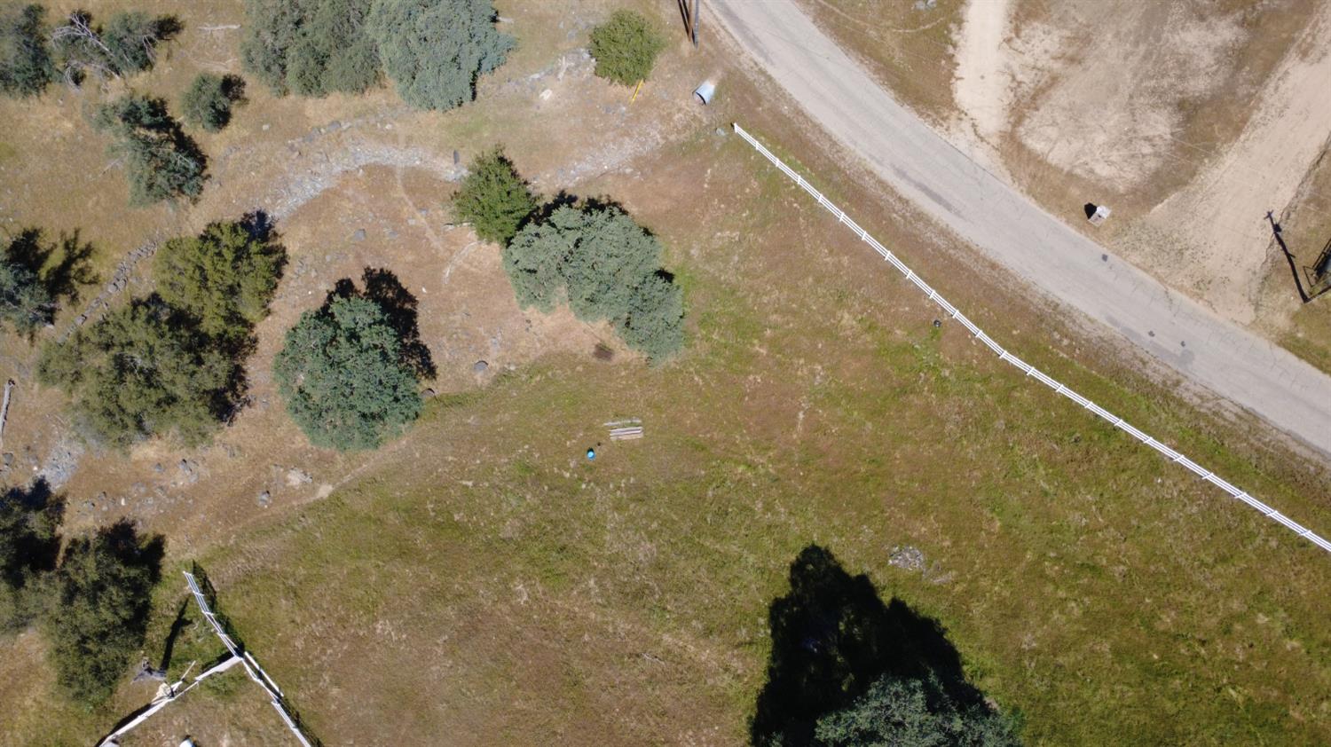 0 0 Lupine Dr, Sanger, CA 93657