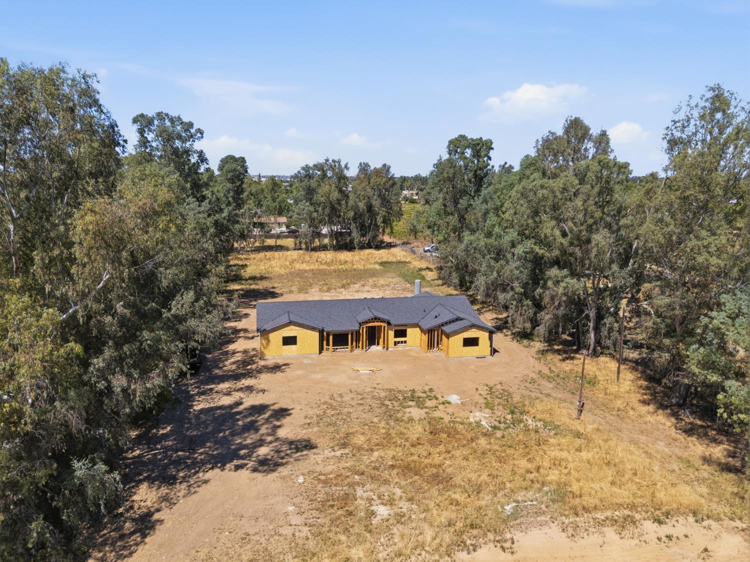 6266 W Mckinley Ave, Fresno, CA 93723