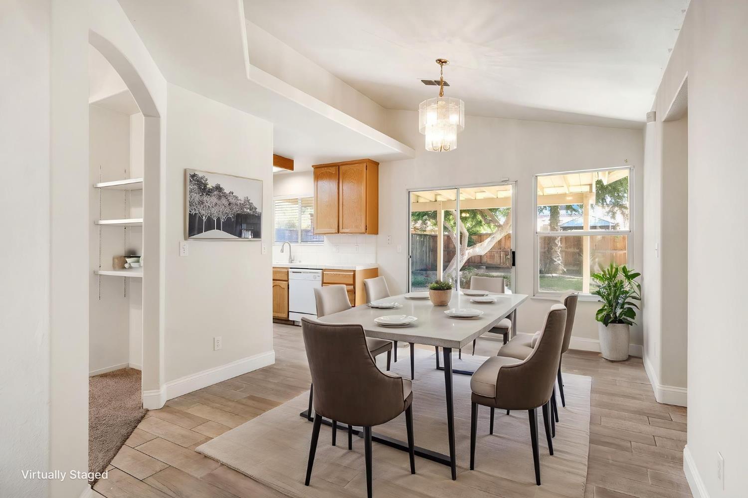 553 Grenache Ave, Madera, CA 93637