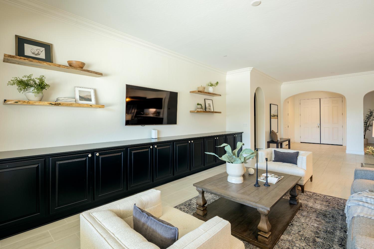 3636 Elberta Cir, Dinuba, CA 93618