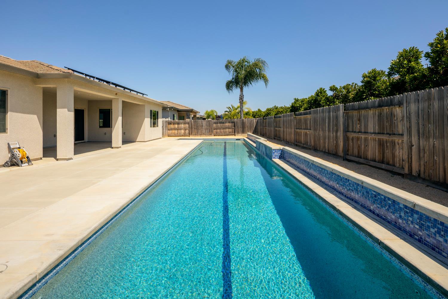 3636 Elberta Cir, Dinuba, CA 93618