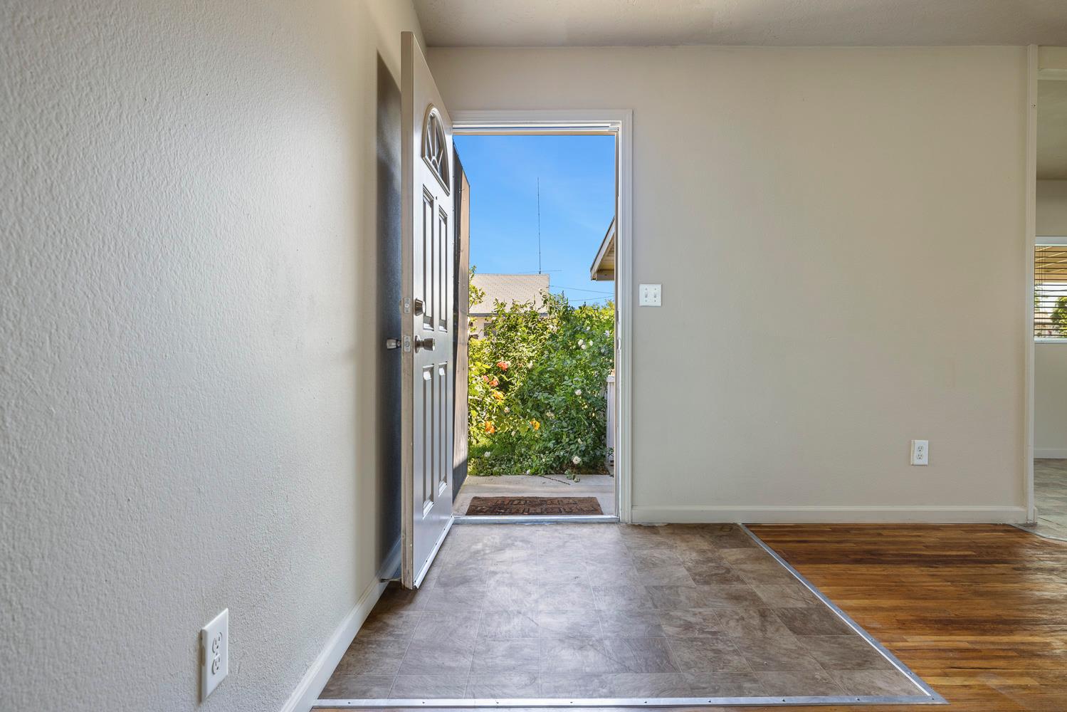 373 Adams St, Coalinga, CA 93210