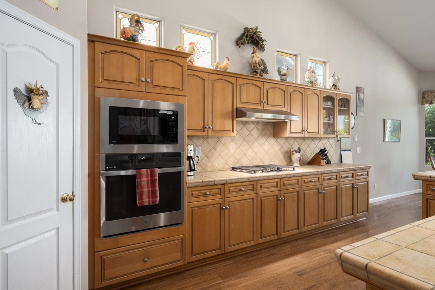 2691 Stuart Ave, Clovis, CA 93611