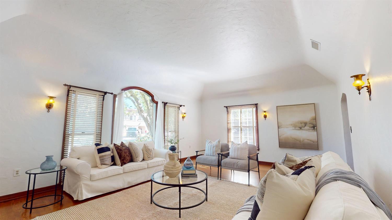 730 E Home Ave, Fresno, CA 93728