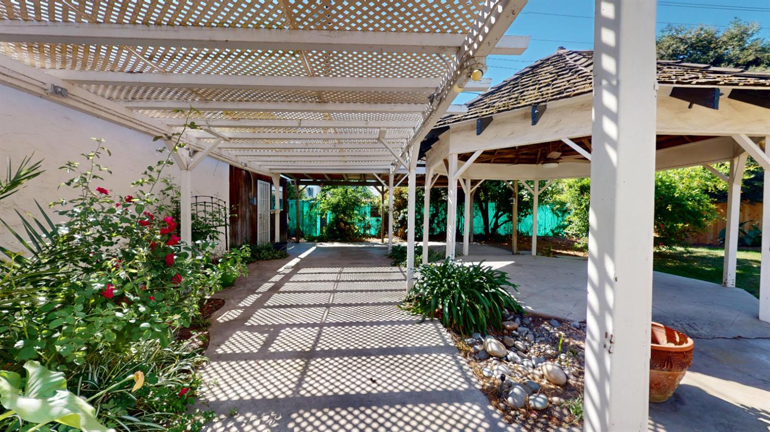 730 E Home Ave, Fresno, CA 93728