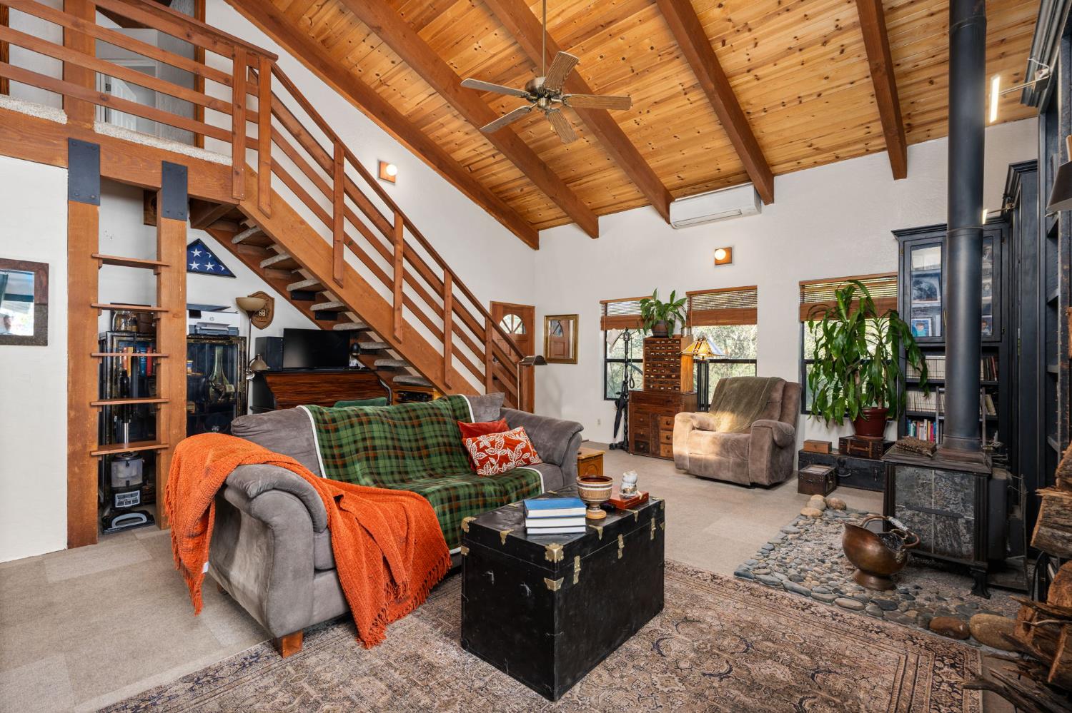 30088 Tioga Dr, Coarsegold, CA 93614