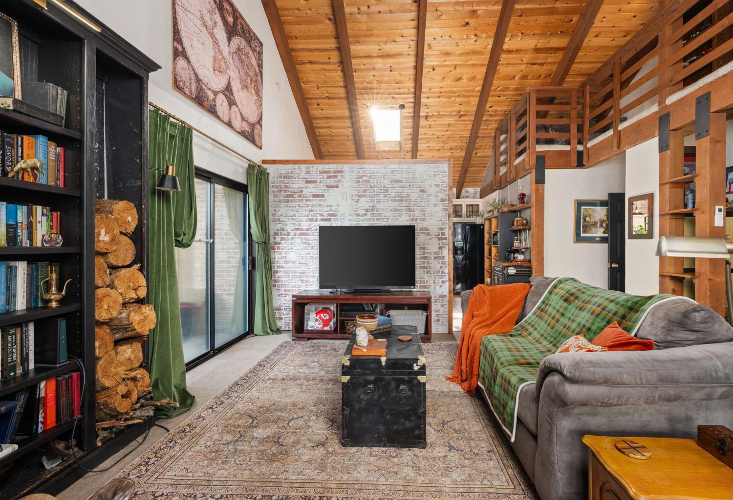 30088 Tioga Dr, Coarsegold, CA 93614