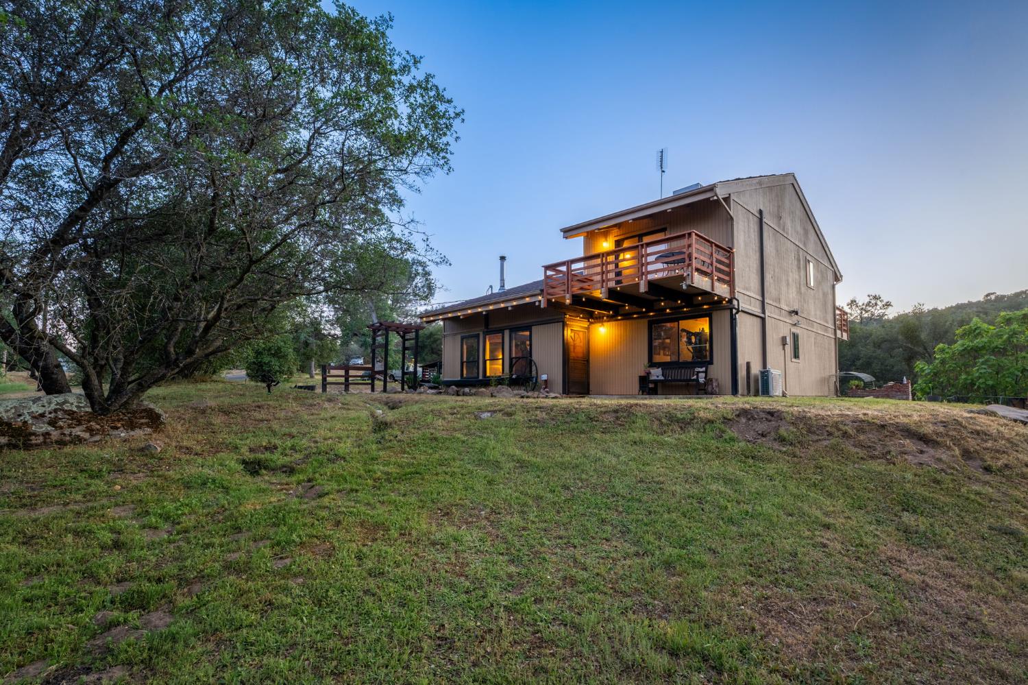 30088 Tioga Dr, Coarsegold, CA 93614