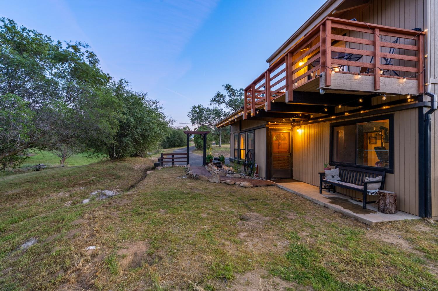 30088 Tioga Dr, Coarsegold, CA 93614