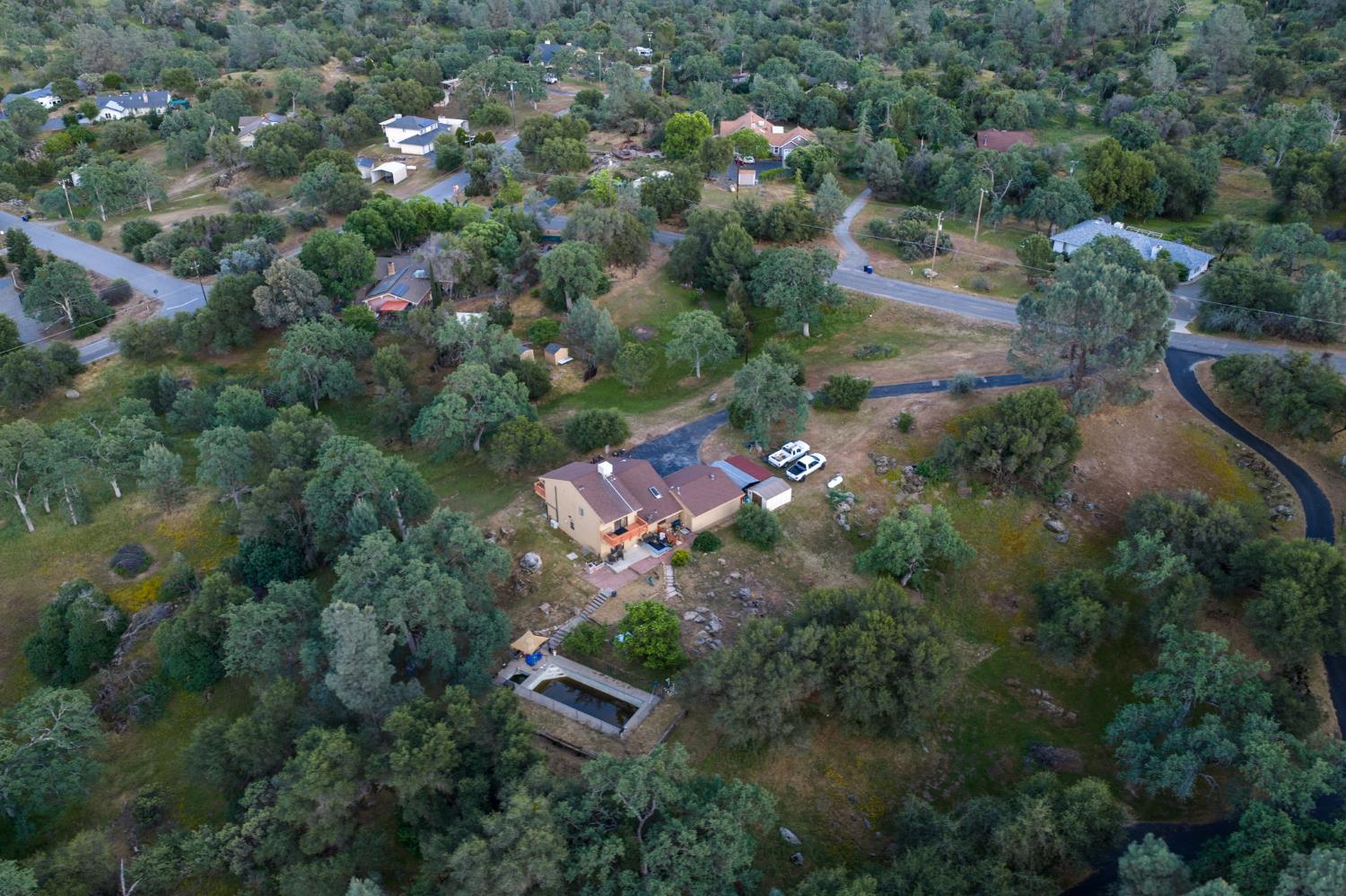 30088 Tioga Dr, Coarsegold, CA 93614