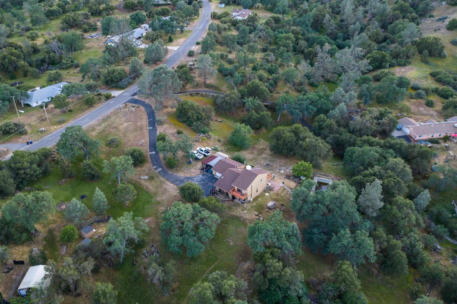 30088 Tioga Dr, Coarsegold, CA 93614