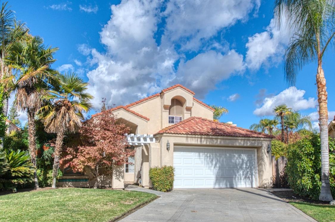 645 E Champlain Dr #123, Fresno, CA 93730