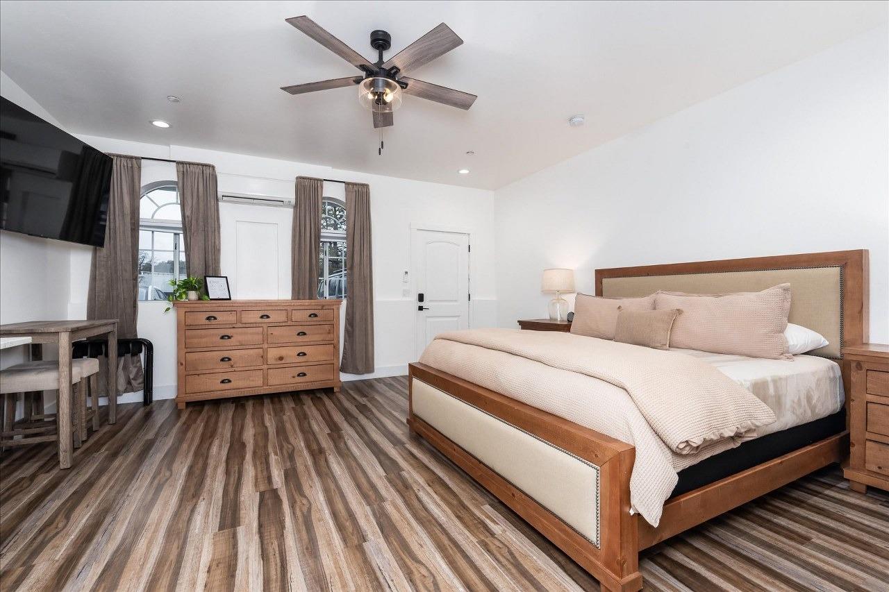 49271 Golden Oak Loop, Oakhurst, CA 93644